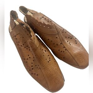 Naturalizer Tan Leather Tooled Floral Cutout Leather Slingback Sandals Rapture 9